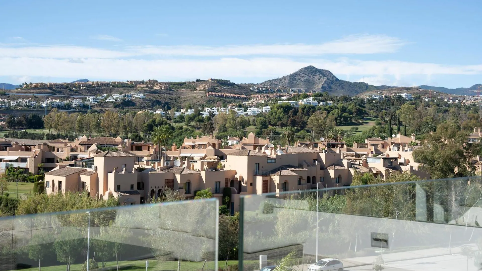 Modern Penthouse Cataleya, Estepona Apartment