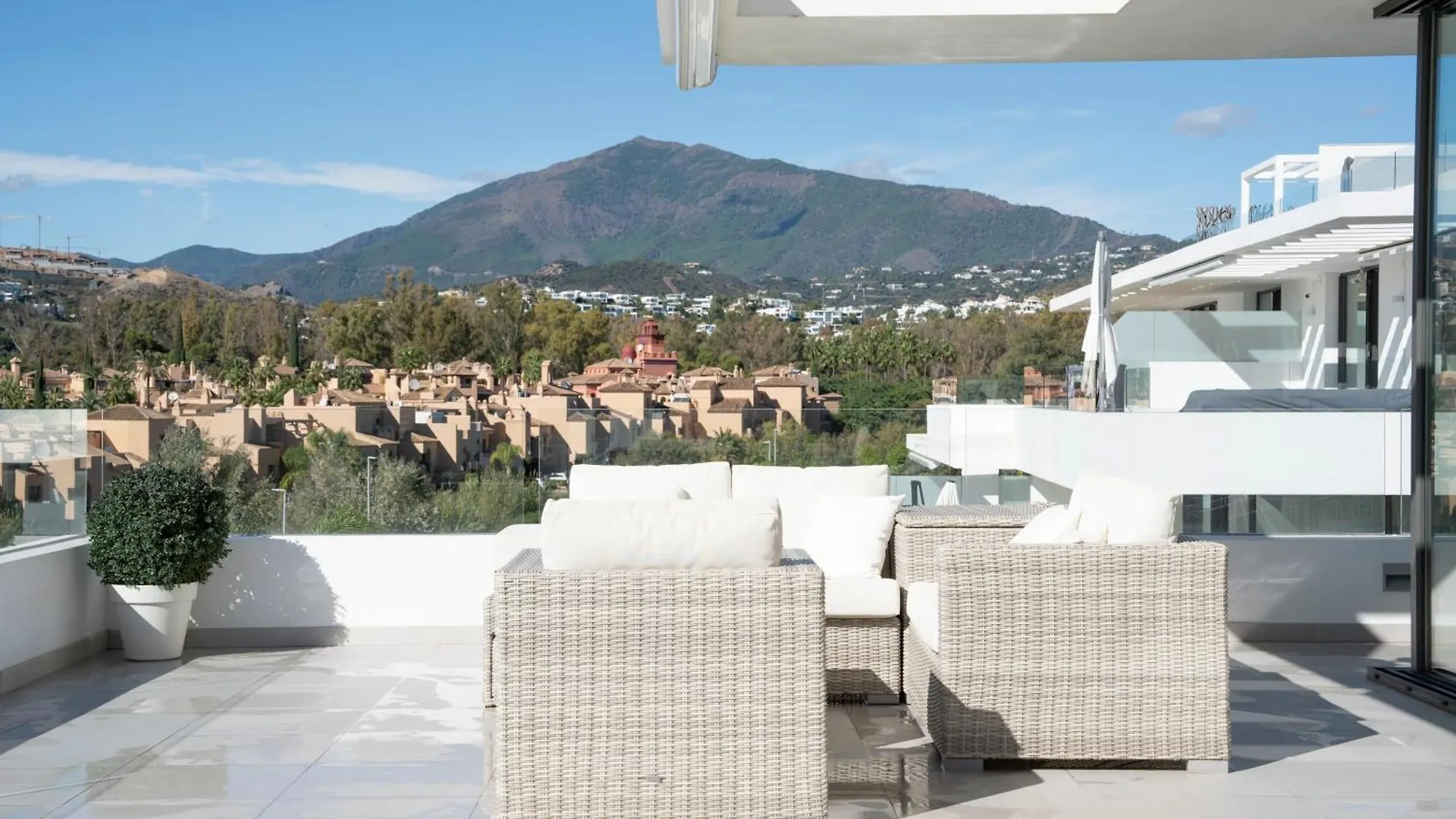 Modern Penthouse Cataleya, Estepona 0*,